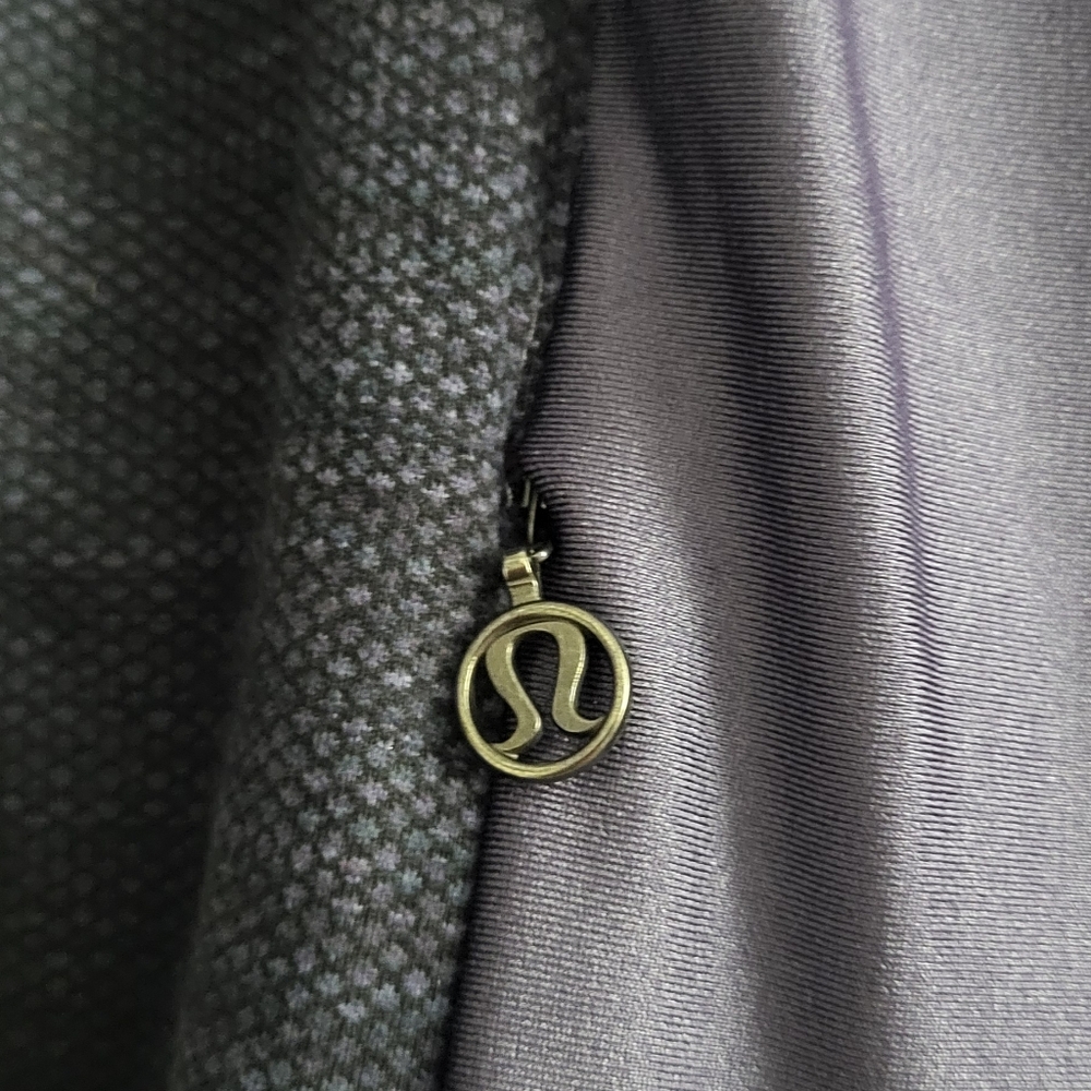 Lululemon Athletica Emerge Renewed  Women's Purple Jacket - 6 - Picture 4 of 4